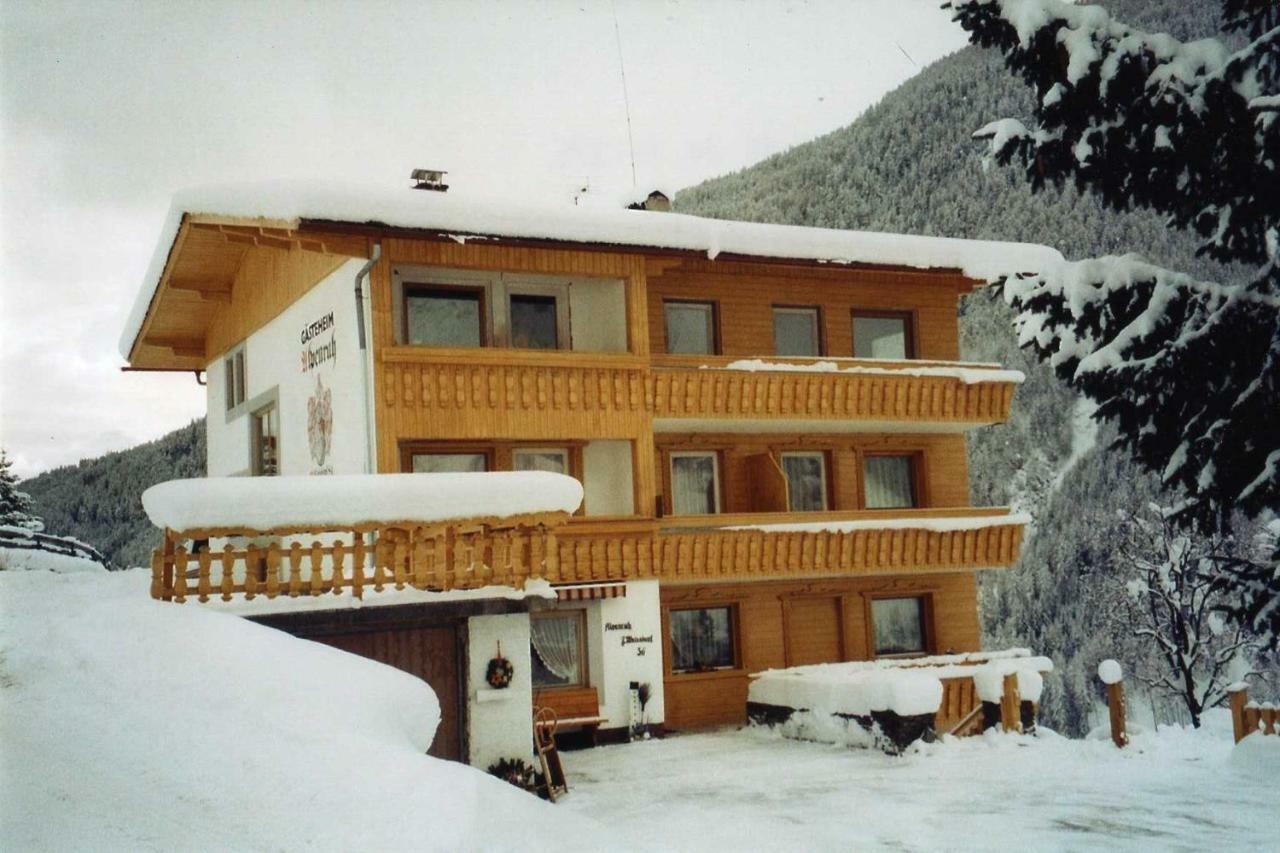 Gastehaus Alpenruh Hotel Pragraten Bagian luar foto